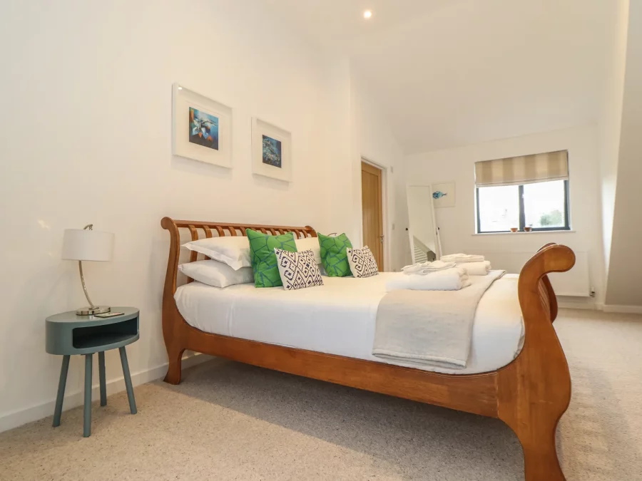Garden House 3 - Pet Friendly, Self Catering, Gorran Haven - Cornwall Holiday Guide