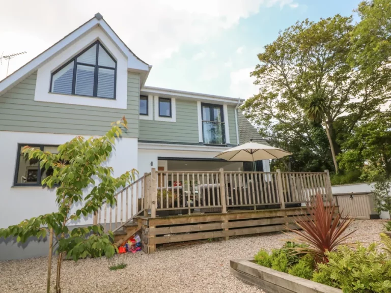 Garden House - Pet Friendly, Self Catering, Gorran Haven - Cornwall Holiday Guide