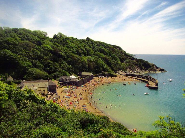 Polkerris Beach - Cornwall Holiday Guide