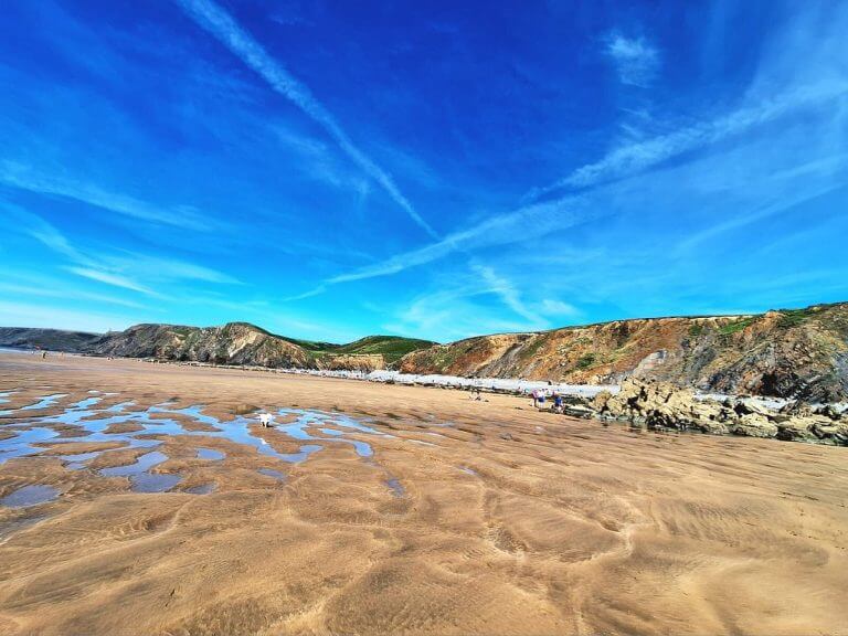Sandymouth Beach - Cornwall Holiday Guide