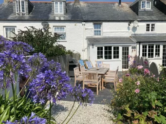 Beehive Cottage - Pet Friendly, Self Catering, Port Isaac - Cornwall Holiday Guide