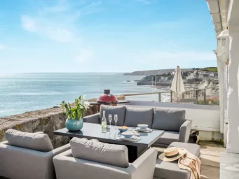 Loe Cottage - Pet Friendly, Self Catering, Porthleven - Cornwall Holiday Guide